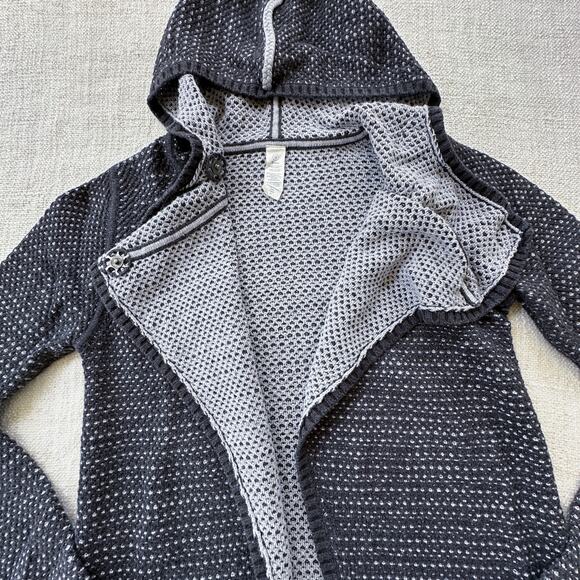 Ivivva Athletica Girl's Gray/Black Long Open Hooded Cardigan VGUC 12 - Picture 5 of 7